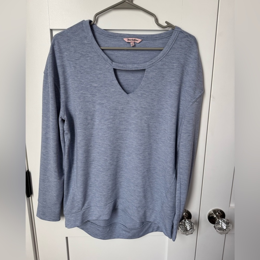 Juicy Couture Women's Blue long sleeve top size small
